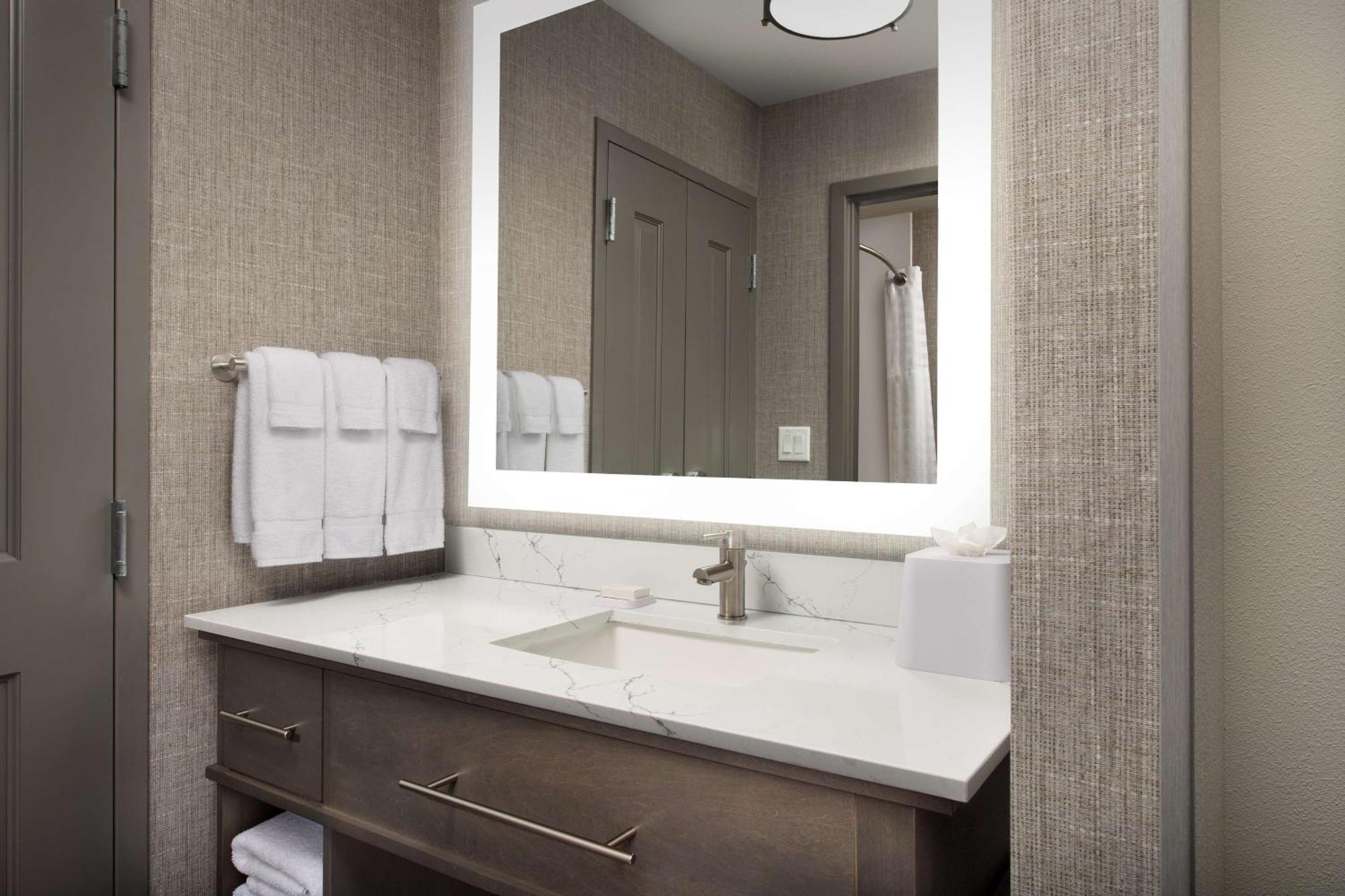 Homewood Suites By Hilton Louisville Airport المظهر الخارجي الصورة